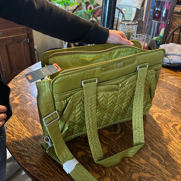 Lug Caboose Carry All - Picture 6 of 8